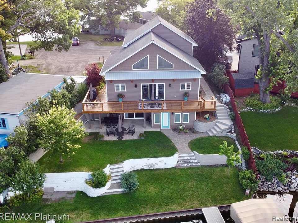 1st image of 3116 Causeway Dr