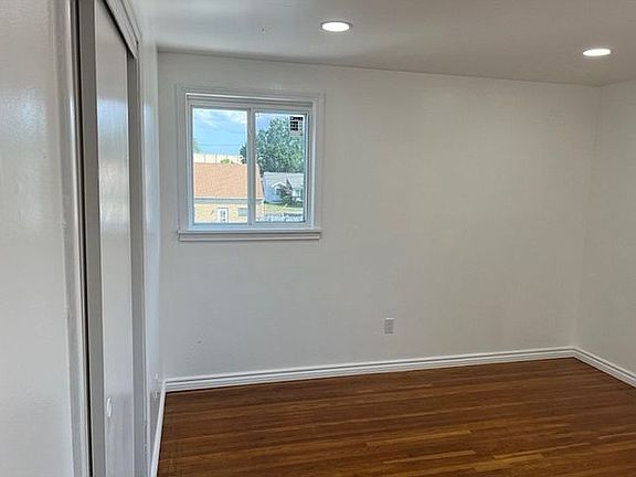 4th image of 6 South Dr