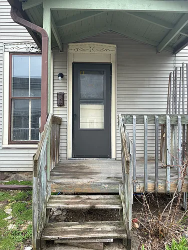 517 Lincolnway E #4D Photo 1 517 Lincolnway E #4D Photo 1