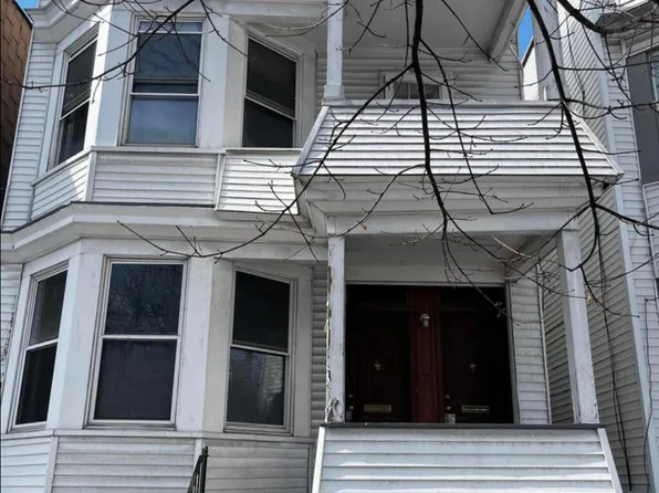 8 N Manning Boulevard, Albany, NY 12206