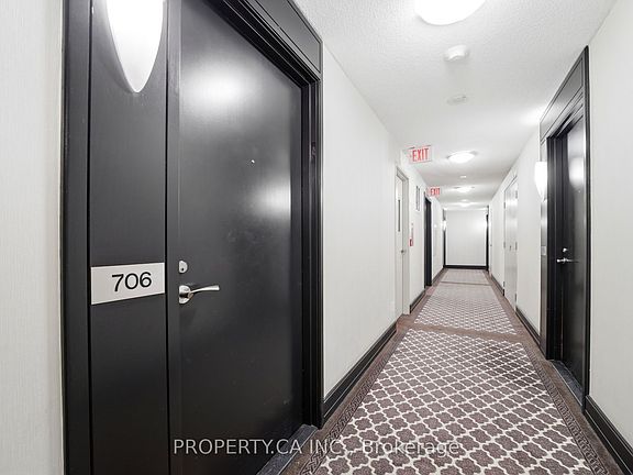 4th image of 30 N Park Rd #706