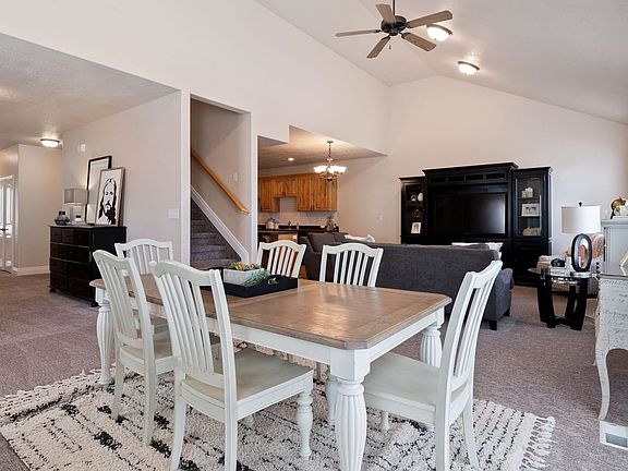 3rd image of 2997 Somerset Village Way