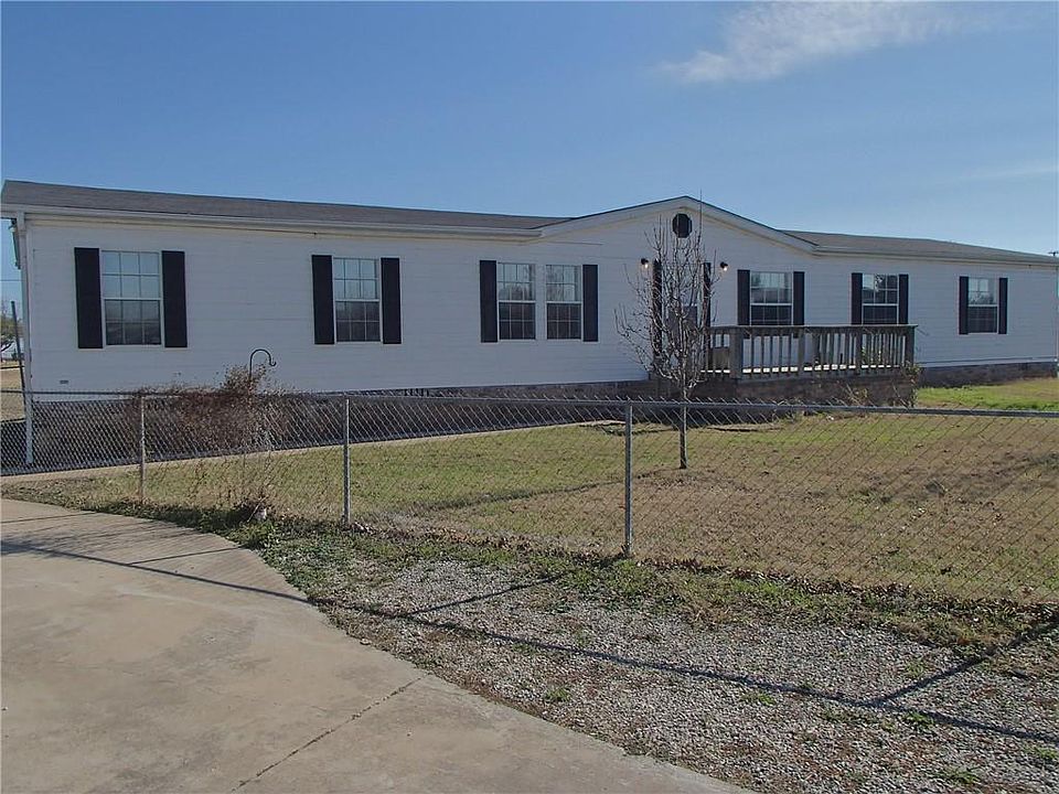 1st image of 215 Trey Ct