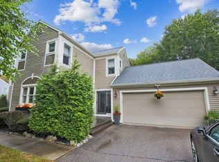 5 White Sisters Way, Canton, MA 02021