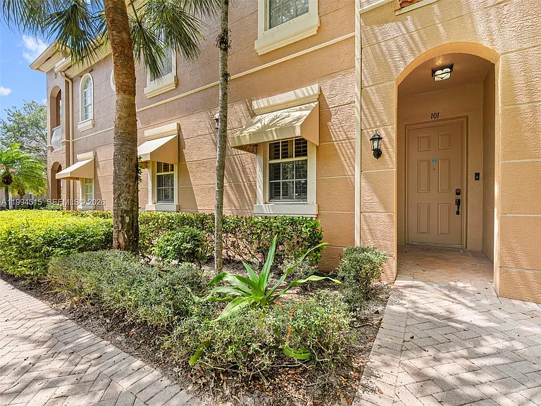 4851 Bonsai Cir #101 — Photo 4