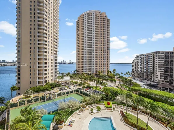 888 Brickell Key Dr APT 1207, Miami, FL 33131
