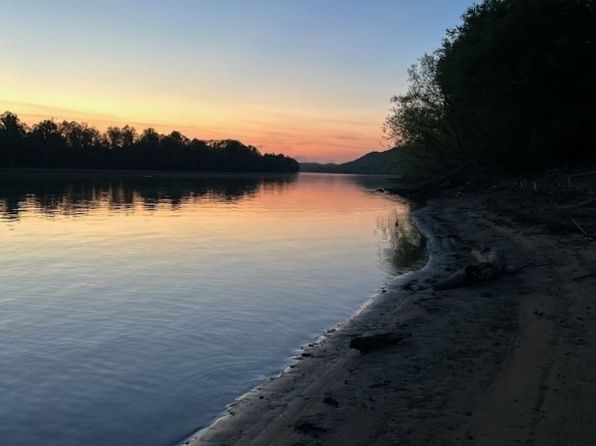 351 Rumer Station Rd, Red House, WV 25168