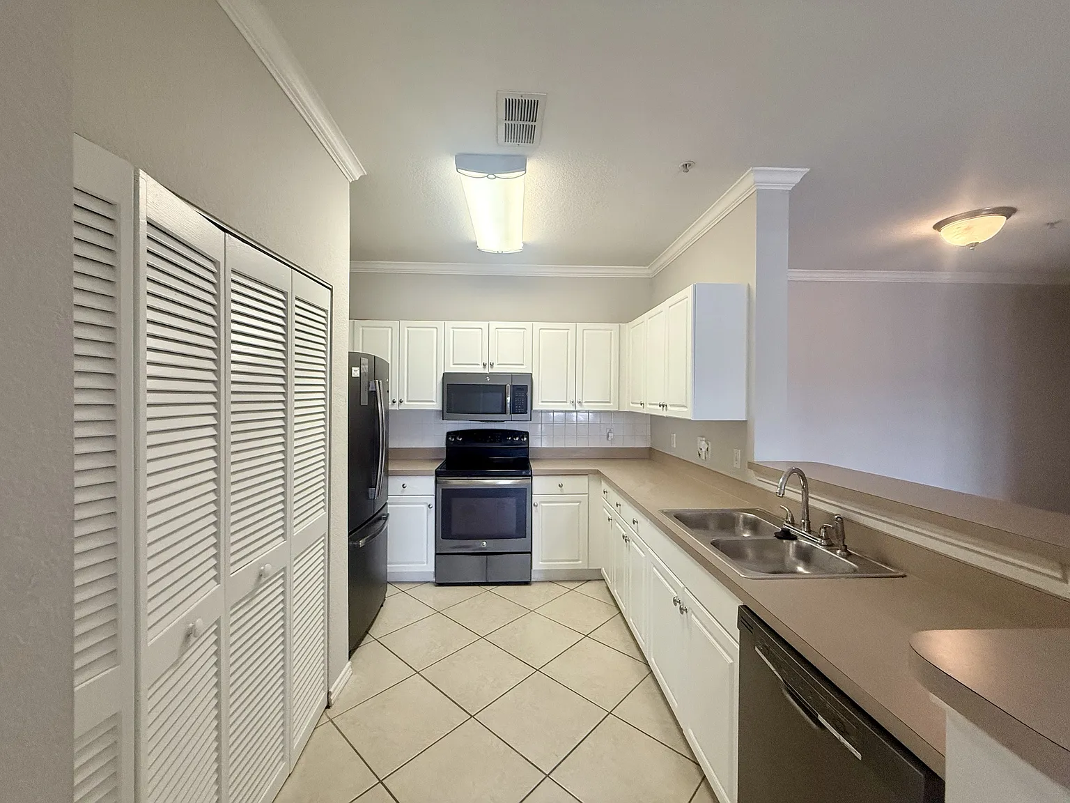 4306 Bayside Village Drive - 1 — Photo 2