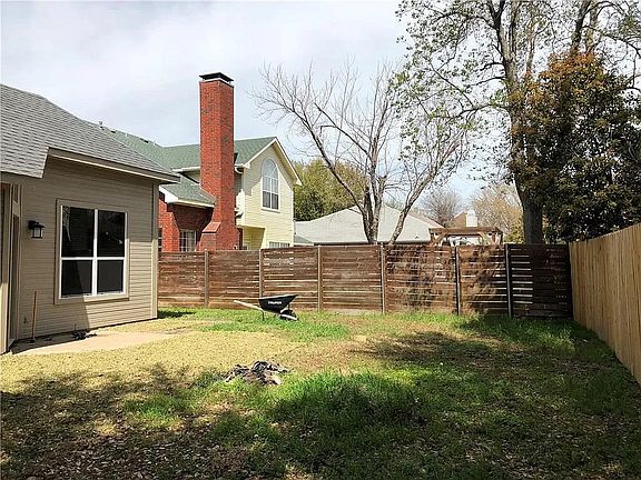 2nd image of 4200 Norway Ln