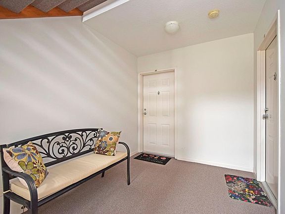4th image of 3304 Emerald Lakes Dr Unit 12