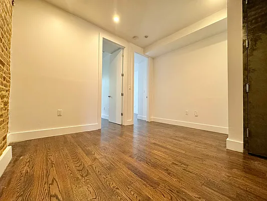 Rented by Pear NYC LLC | media 17