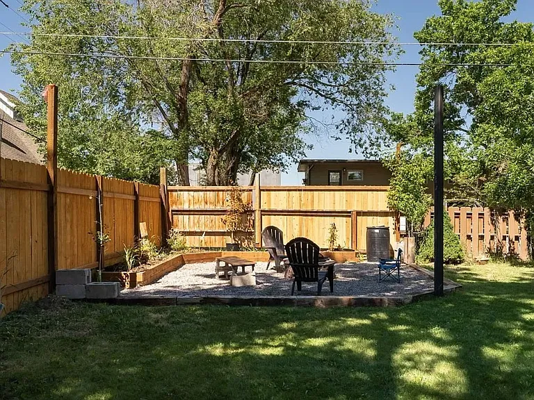 303 N 10th Ave — Photo 24