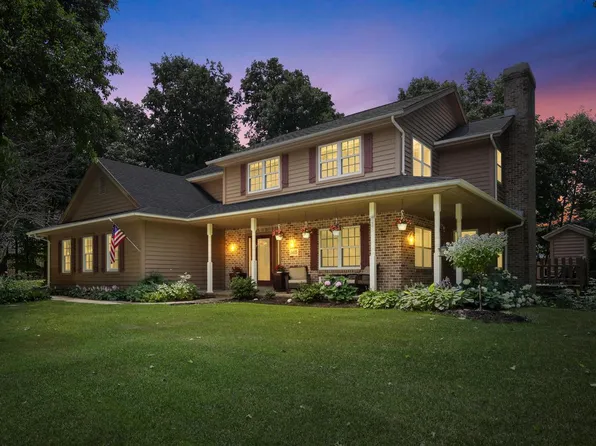 1415 Schloemer DRIVE, West Bend, WI 53095