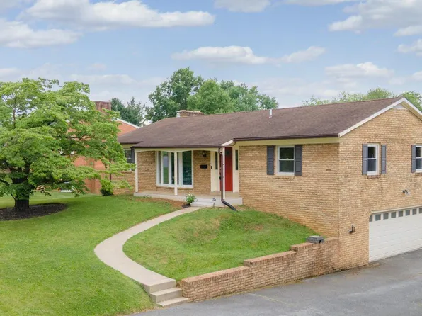 10812 Gaywood Dr, Hagerstown, MD 21740