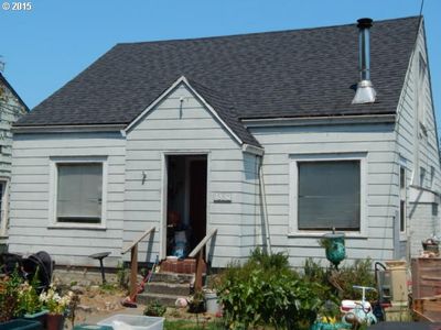 1350 N 8th St, Coos Bay, OR, 97420
