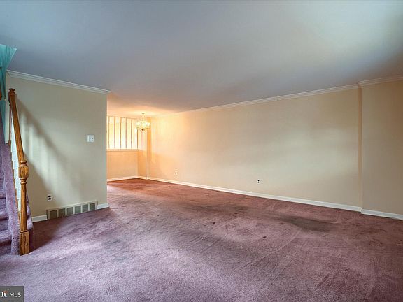4th image of 10921 Kirby Dr