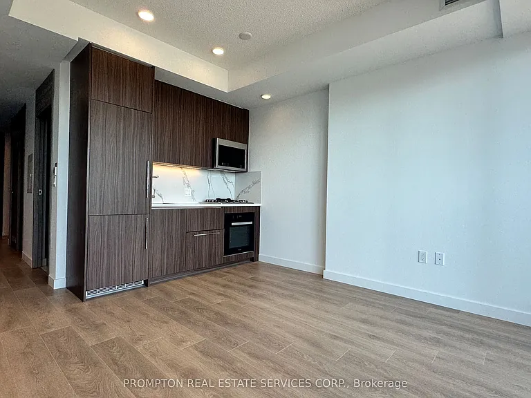 18 Esther Shiner Blvd #2306 — Photo 15