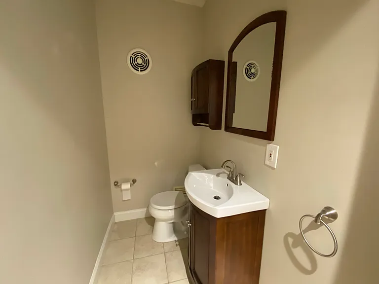 223 Lehigh Ave — Photo 9
