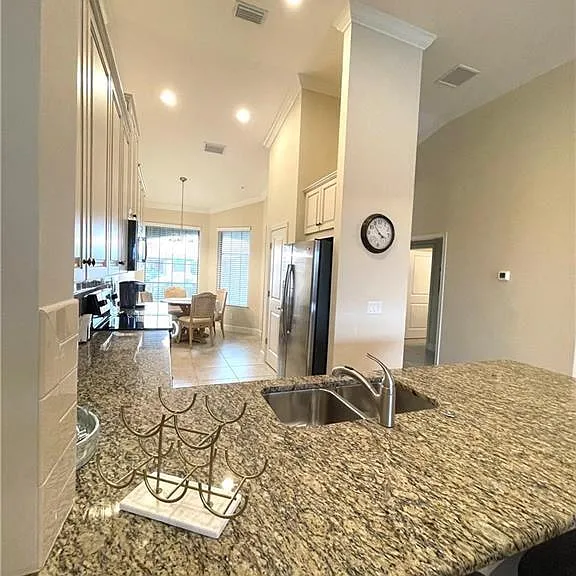 9426 Benvenuto Ct #203 — Photo 17