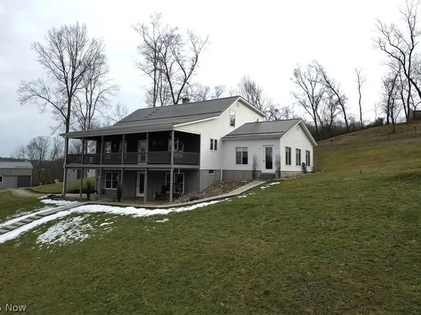 21252 Oxford Rd, Salesville, OH 43778