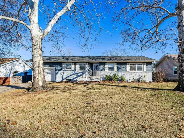 1922 N Moyle St, Augusta, KS 67010