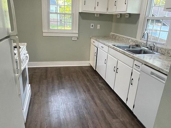 5th image of 4215 Lonas Dr