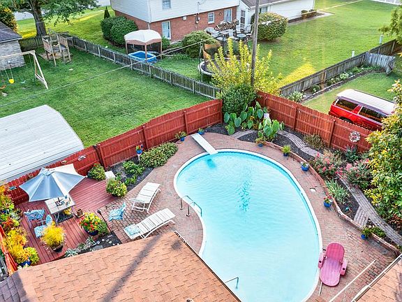 5th image of 4634 Loftwood Dr