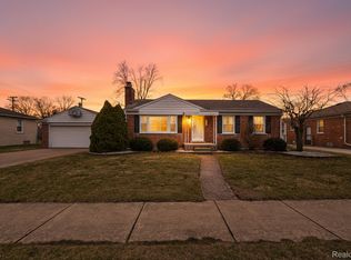 9619 Mayfield St, Livonia, MI 48150