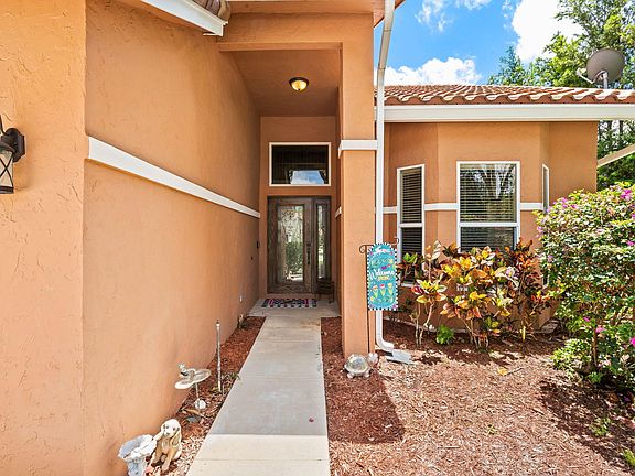 4th image of 6421 NW 57th Way