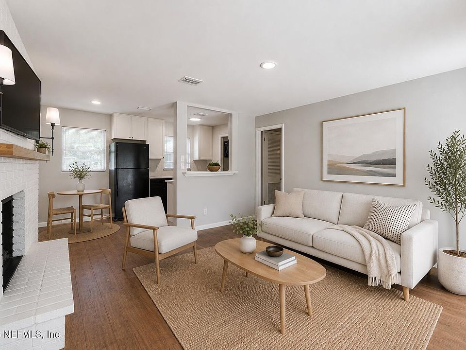 1st image of 3079 PURDOM Drive