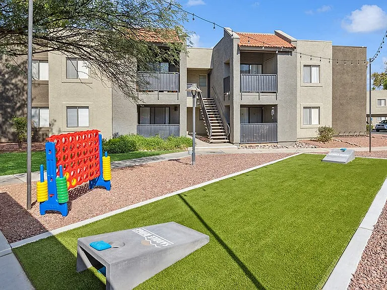 Saddle Ridge — Photo 18