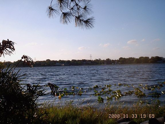 Lk Cane on a windy day