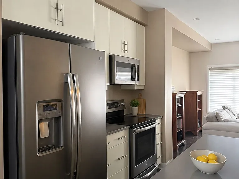 60 1st St #29 — Photo 2