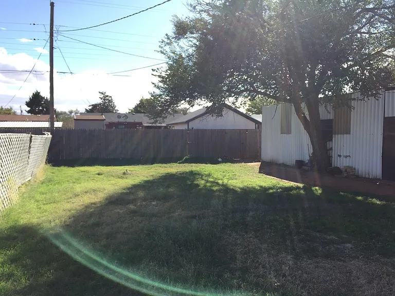 3119 Jarvis St — Photo 8
