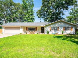 10 Redbud Dr, Conway, AR 72034