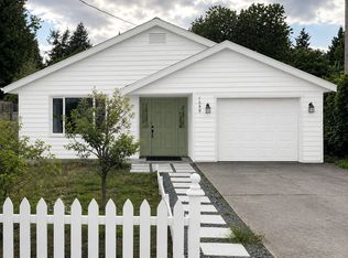1539 Beach Grove Rd, Delta, BC V4L1P2