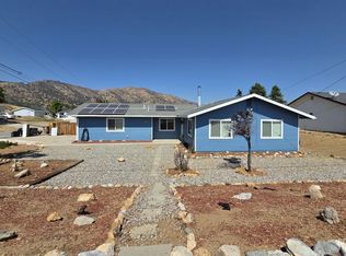 22201 McCarthy Dr, Tehachapi, CA 93561