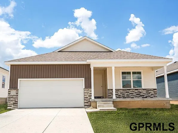 13718 Vane St, Omaha, NE 68142