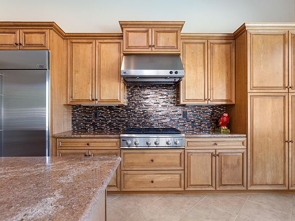 3rd image of 41802 N Spy Glass Dr