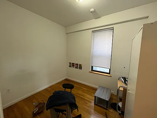 Rented by Compass | media 22