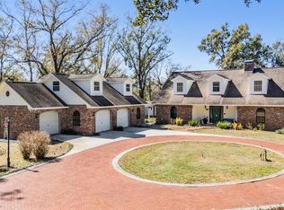 701 Duque Rd, Lutz, FL 33549