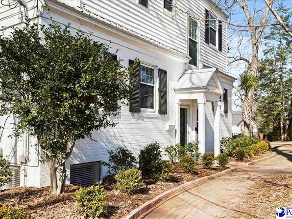 607 3rd St, Cheraw, SC 29520