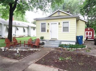 3120 Ray Ave, Alton, IL 62002