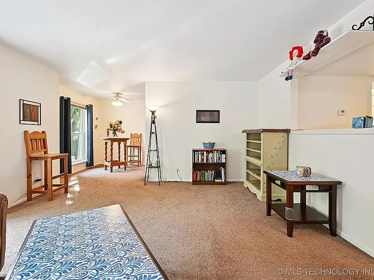 6814 S Toledo Ave #414 — Photo 9