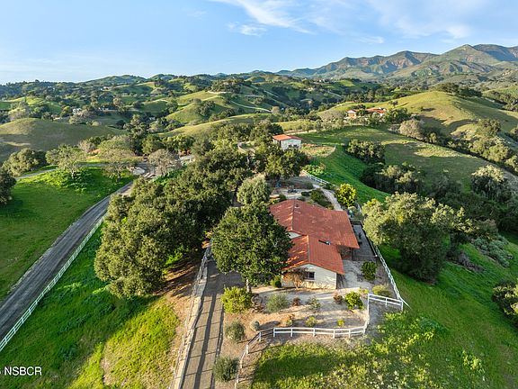 3rd image of 3776 Live Oak Rd