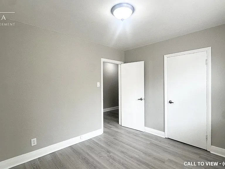 1007 Adelaide St N #7 — Photo 4