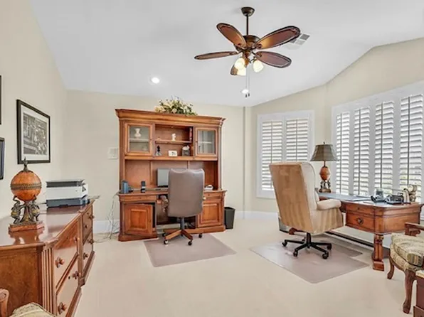 7412 Silver Palm Ave, Las Vegas, NV 89117