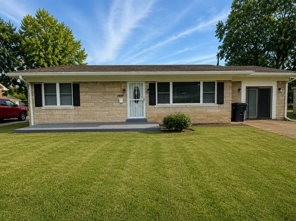 6412 South Dr, Louisville, KY 40272