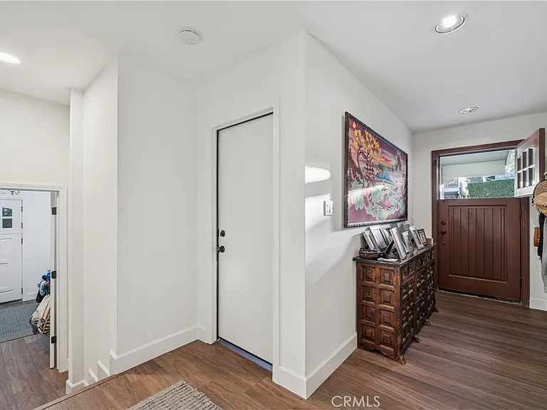 1044 Noria St — Photo 15