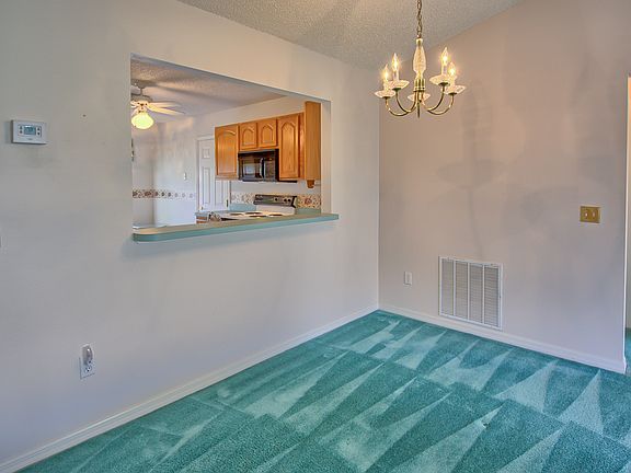3rd image of 616 Catalina Ct